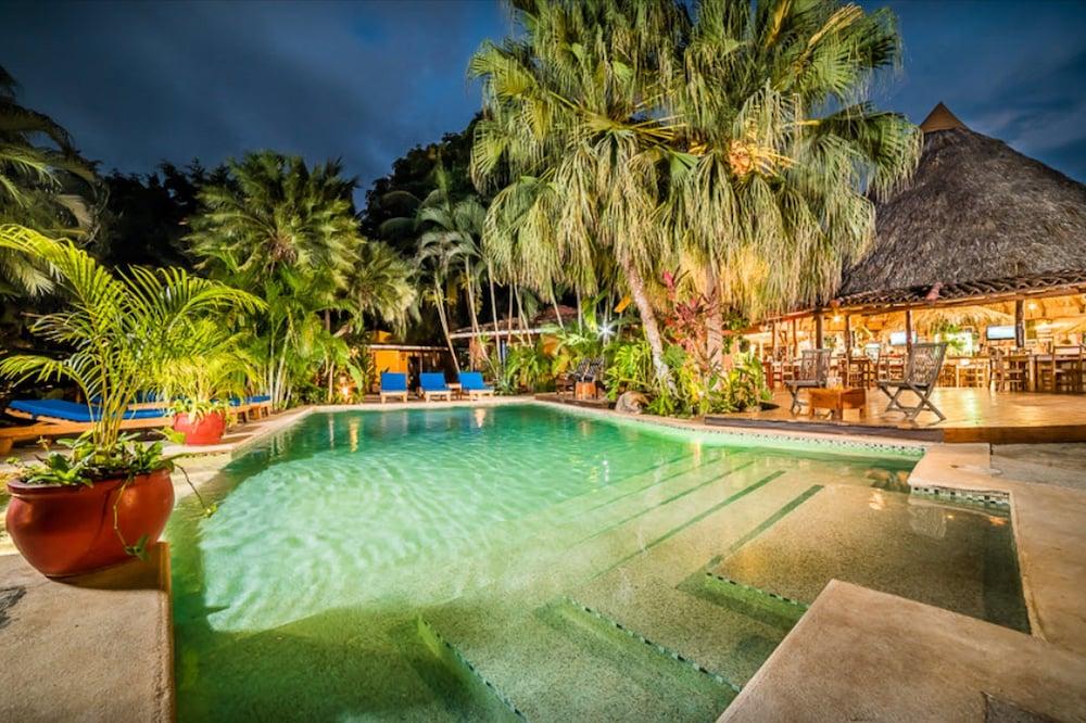 Hotel Pasatiempo Tamarindo Exterior foto