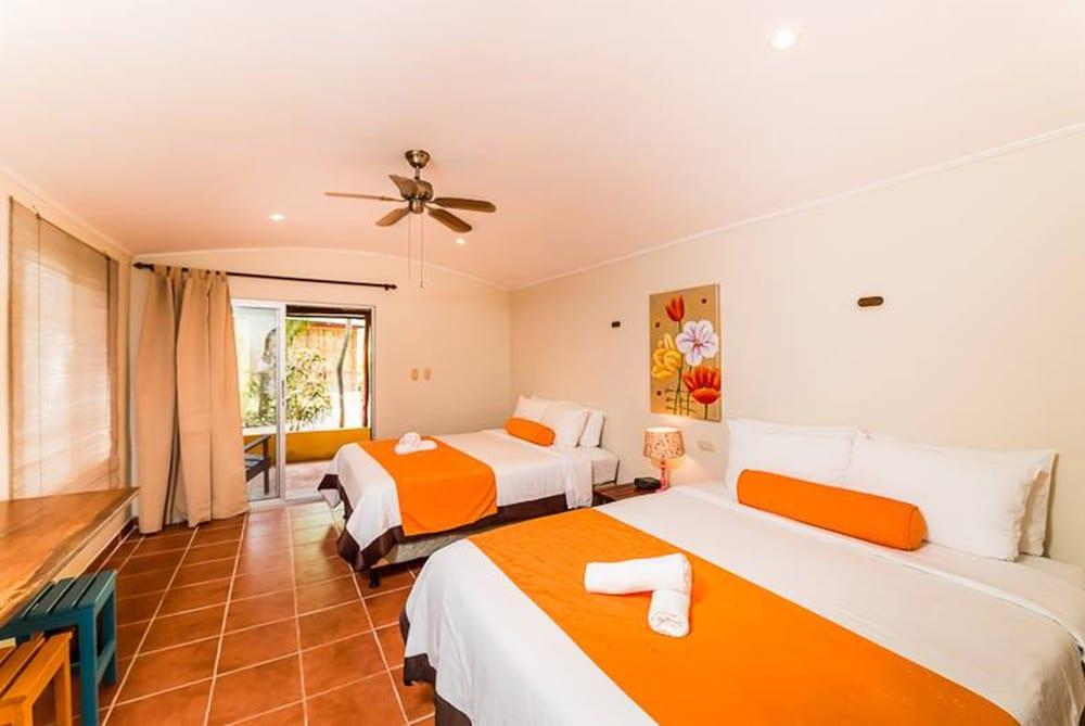 Hotel Pasatiempo Tamarindo Exterior foto